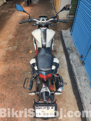 Benelli TNT 150cc